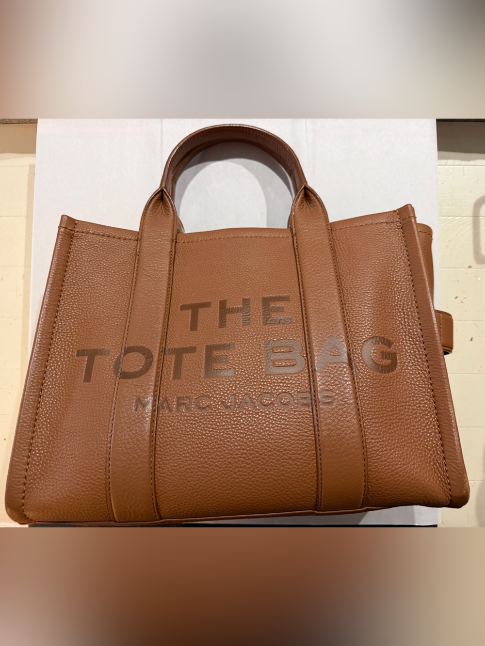 Marc Jacobs The Tote Bag in Argan Oil - Medium